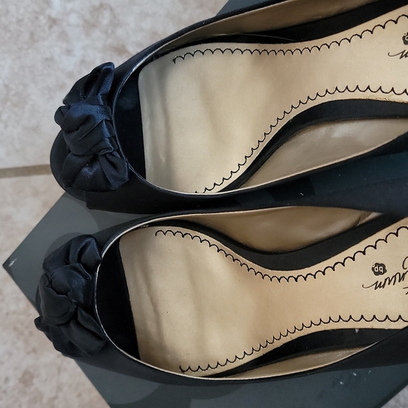 Platinum BP Wedge Black Dress Heels - Picture 3 of 8